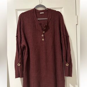 Free People!  medium weight tunic sweater!